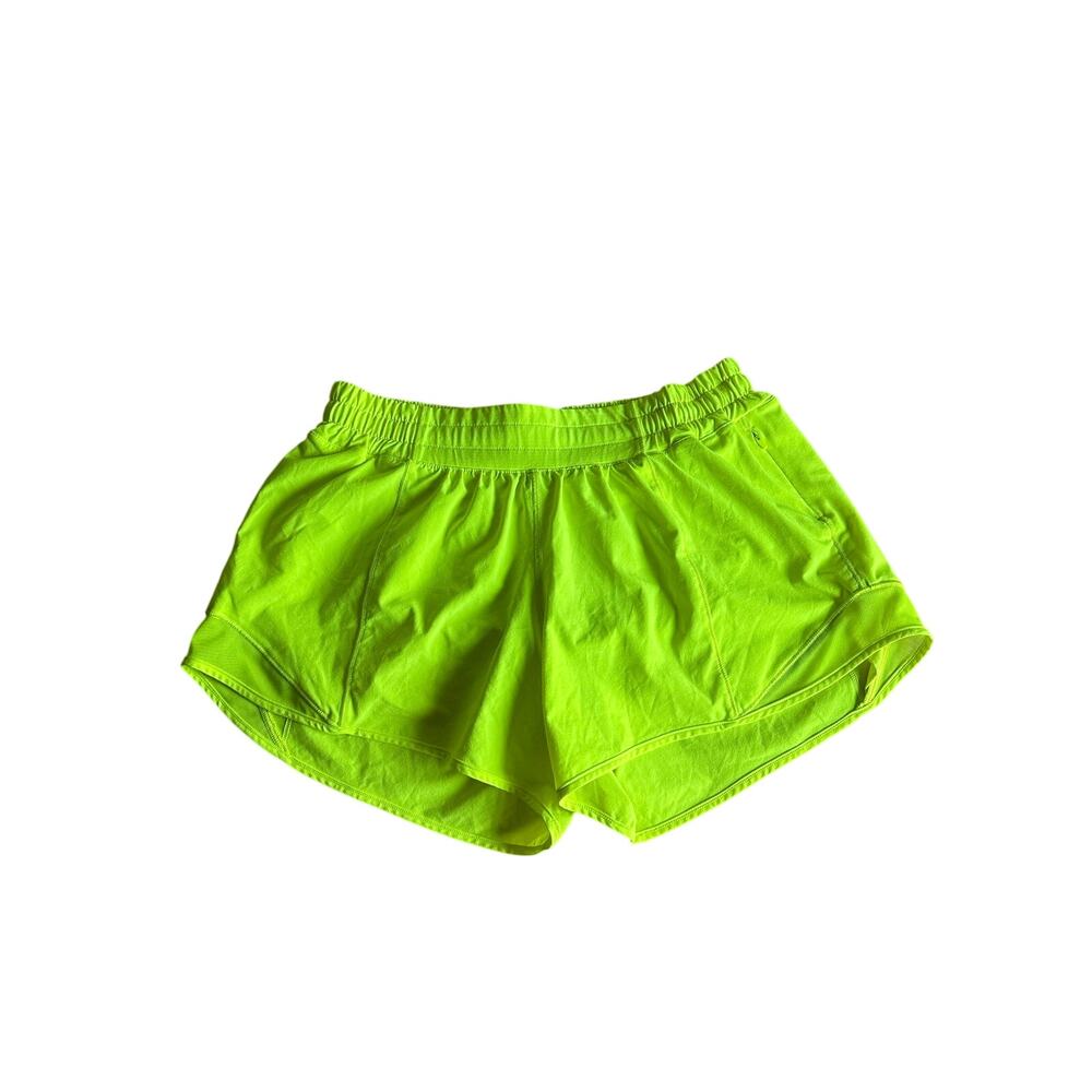 Lululemon Hotty Hot Short II Long 4"
Lime Pop 8Tall